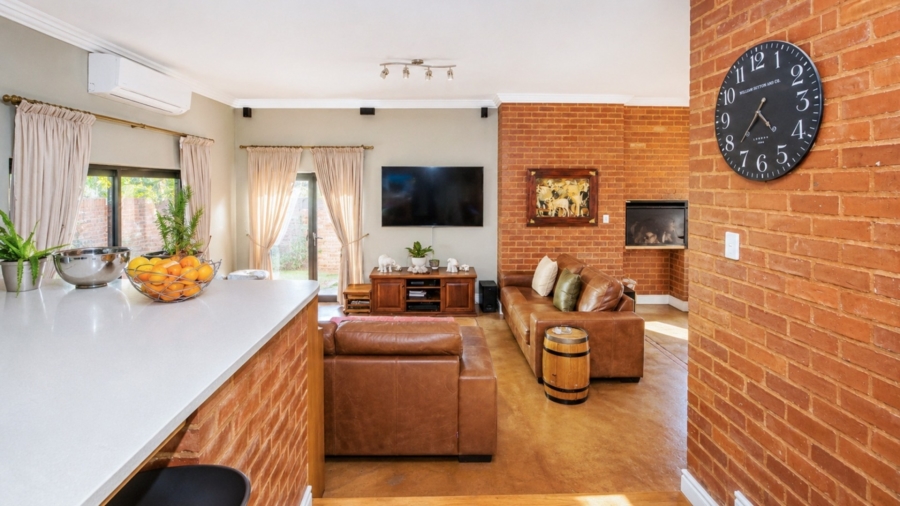 4 Bedroom Property for Sale in Seasons Lifestyle Estate North West
